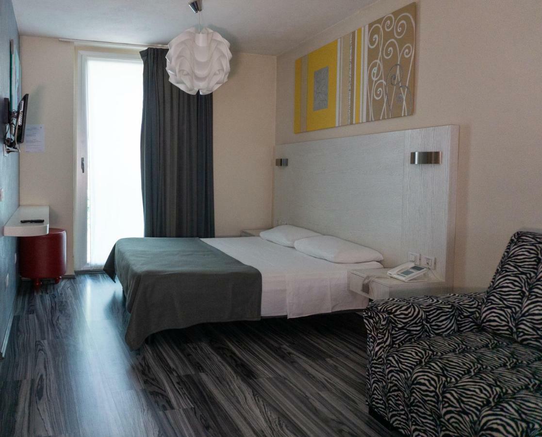Atelier Hotel Design Gardone Riviera Exteriér fotografie